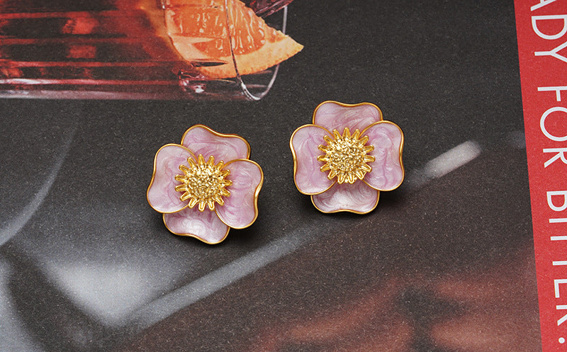 Vintage Inspired light purple Enamel Cloisonné flower shape stud earring