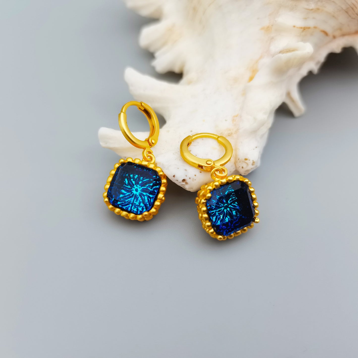 Ocean blue vintage inspired stud earring